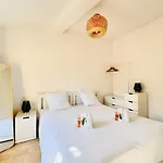 Le Boheme - Cozy Centre